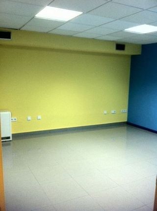 Oficina en alquiler en Centro Ciudad en León