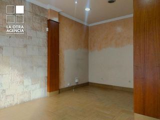 Local comercial en alquiler en Areal – Zona Centro en Vigo