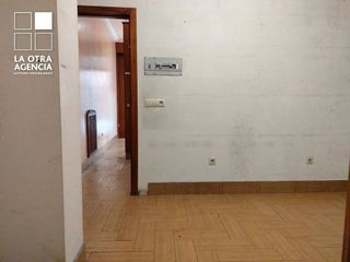 Local comercial en alquiler en Areal – Zona Centro en Vigo