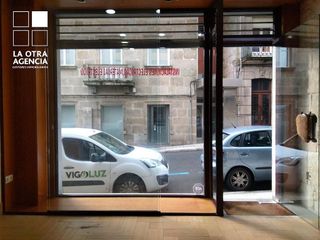 Local comercial en alquiler en Areal – Zona Centro en Vigo