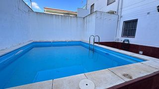 Casa adosada en venta en Valencina de la Concepción