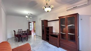Casa adosada en venta en Valencina de la Concepción
