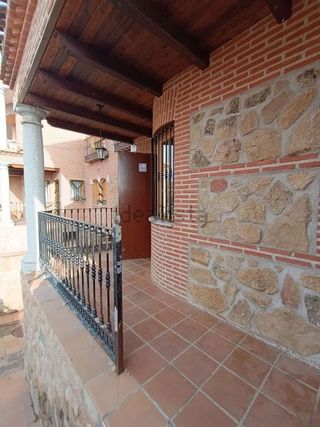 Casa adosada en venta en Azucaica - Santa María de Benquerencia en Toledo
