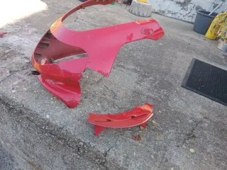 Careta Yamaha YZF 600R Thundercat para reparar