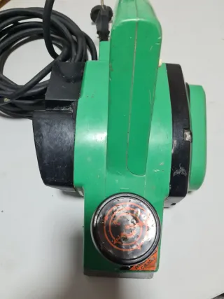 Cepillo Eléctrico Hitachi P20SA2