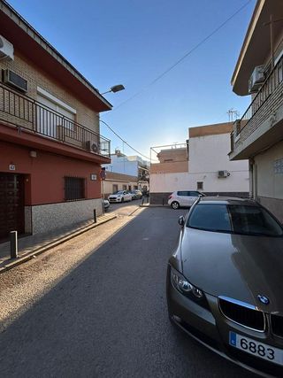 Casa adosada en venta en Valdezorras en Sevilla
