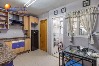 Chalet en venta en Crta. De la Sierra en Granada