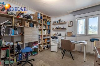 Chalet en venta en Crta. De la Sierra en Granada