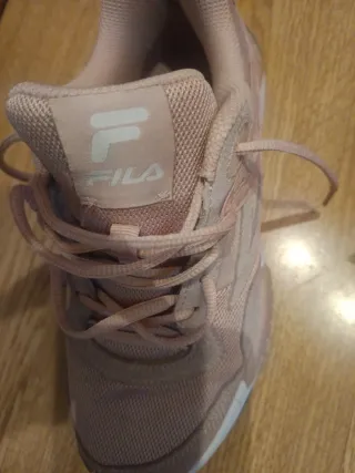 Zapatillas Fila Mujer Rosa y Blanco