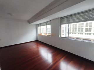 Piso en venta en Centro en Ferrol
