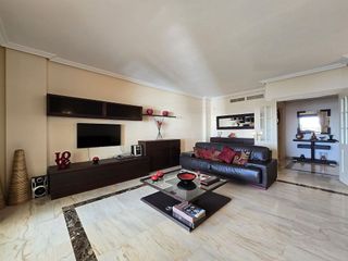 Piso en venta en Torrequebrada en Benalmádena