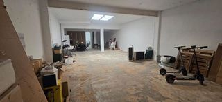 Local comercial en venta en Benetússer