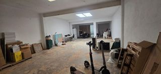 Local comercial en venta en Benetússer