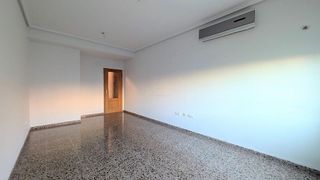 Piso en venta en Sector V en Elche