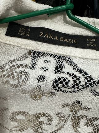 Blusa Zara encaje blanca
