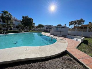 Casa adosada en venta en Viña Málaga en Vélez-Málaga