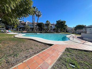 Casa adosada en venta en Viña Málaga en Vélez-Málaga