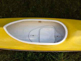 Piragua de fibra de vidrio con asas