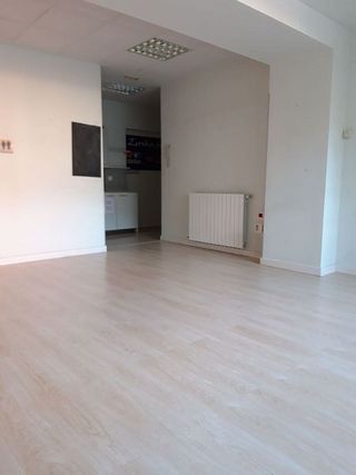 Local comercial en alquiler en Coronación en Vitoria-Gasteiz