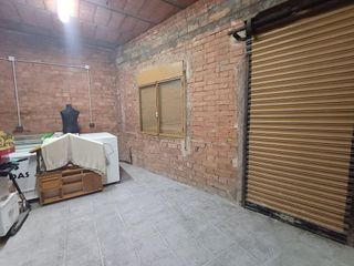 Local comercial en venta en Espronceda - Campoamor - Santa Pau en Sabadell