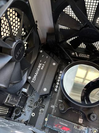 PC GAMING Ryzen 7 3700X · RX 5700 XT · 32GB