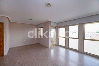 Piso en venta en Catral