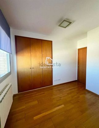 Piso en venta en Barri dels Escriptors en Salt