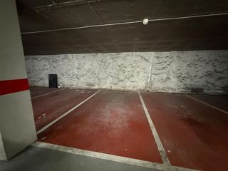 Garaje en venta en Eixample Nord – La Devesa en Girona