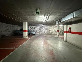 Garaje en venta en Eixample Nord – La Devesa en Girona