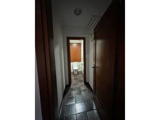 Local comercial en alquiler en Ensanche - Sar en Santiago de Compostela