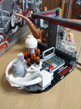 LEGO 75932 persecución velociraptor