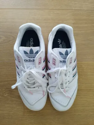 Adidas Zapatillas Blancas y Rosas