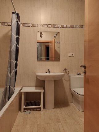 Casa adosada en venta en Corral de Almaguer