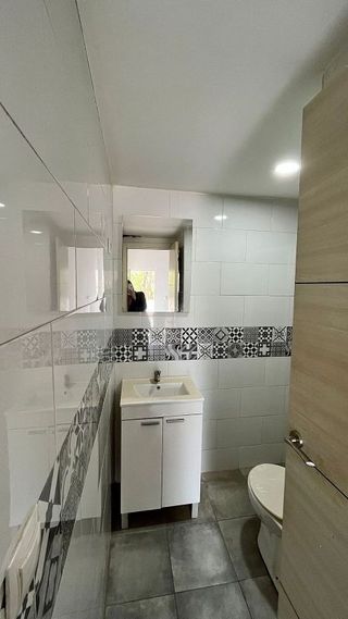 Local comercial en venta en La Paz en Alcalá de Guadaira