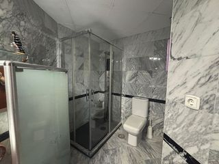 Piso en venta en La Buhaira en Sevilla