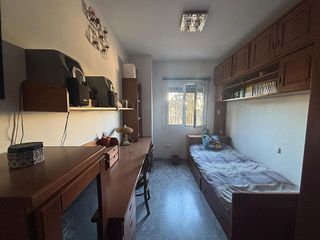 Piso en venta en La Buhaira en Sevilla