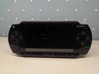 Sony PSP 1004 Nero + Regalo AR-K g.b