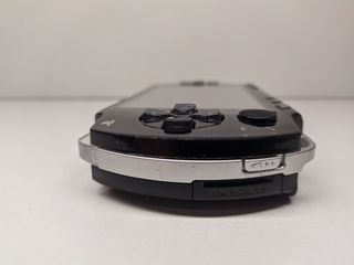 Sony PSP 1004 Nero + Regalo AR-K g.b