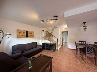 Casa adosada en alquiler en San Antonio de Benagéber