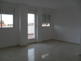 Ático en alquiler en Zona Universitaria  en Bormujos