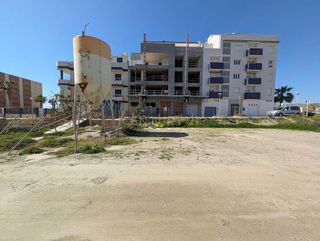 Terreno en venta en Adra