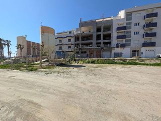 Terreno en venta en Adra