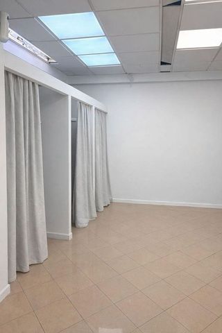 Local comercial en venta en Marquès de la Fontsanta - Pere Garau en Palma de Mallorca