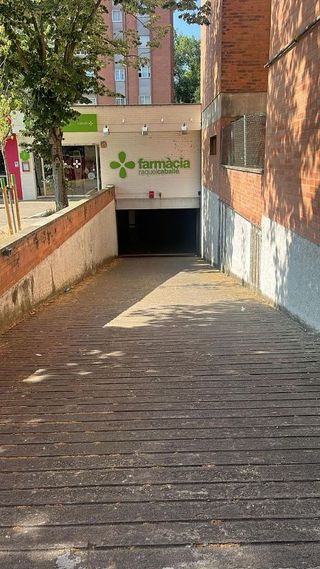 Garaje en venta en Domeny - Fontajau - Taialà en Girona