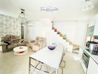 Casa adosada en alquiler en Almuñecar en Almuñécar