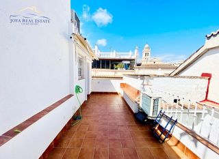 Casa adosada en alquiler en Almuñecar en Almuñécar