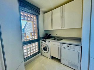 Ático en alquiler en Nagüeles Alto en Marbella