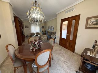 Chalet en venta en Montequinto en Dos Hermanas