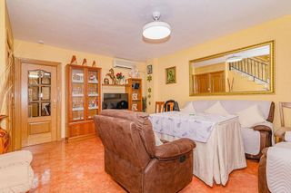 Casa adosada en venta en Residencial Triana - Barrio Alto en Gabias (Las)