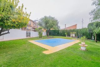 Casa adosada en venta en Residencial Triana - Barrio Alto en Gabias (Las)